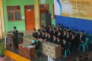 Wadir Darul Ihsan Lantik Pengurus OSDI Periode 2014-2015